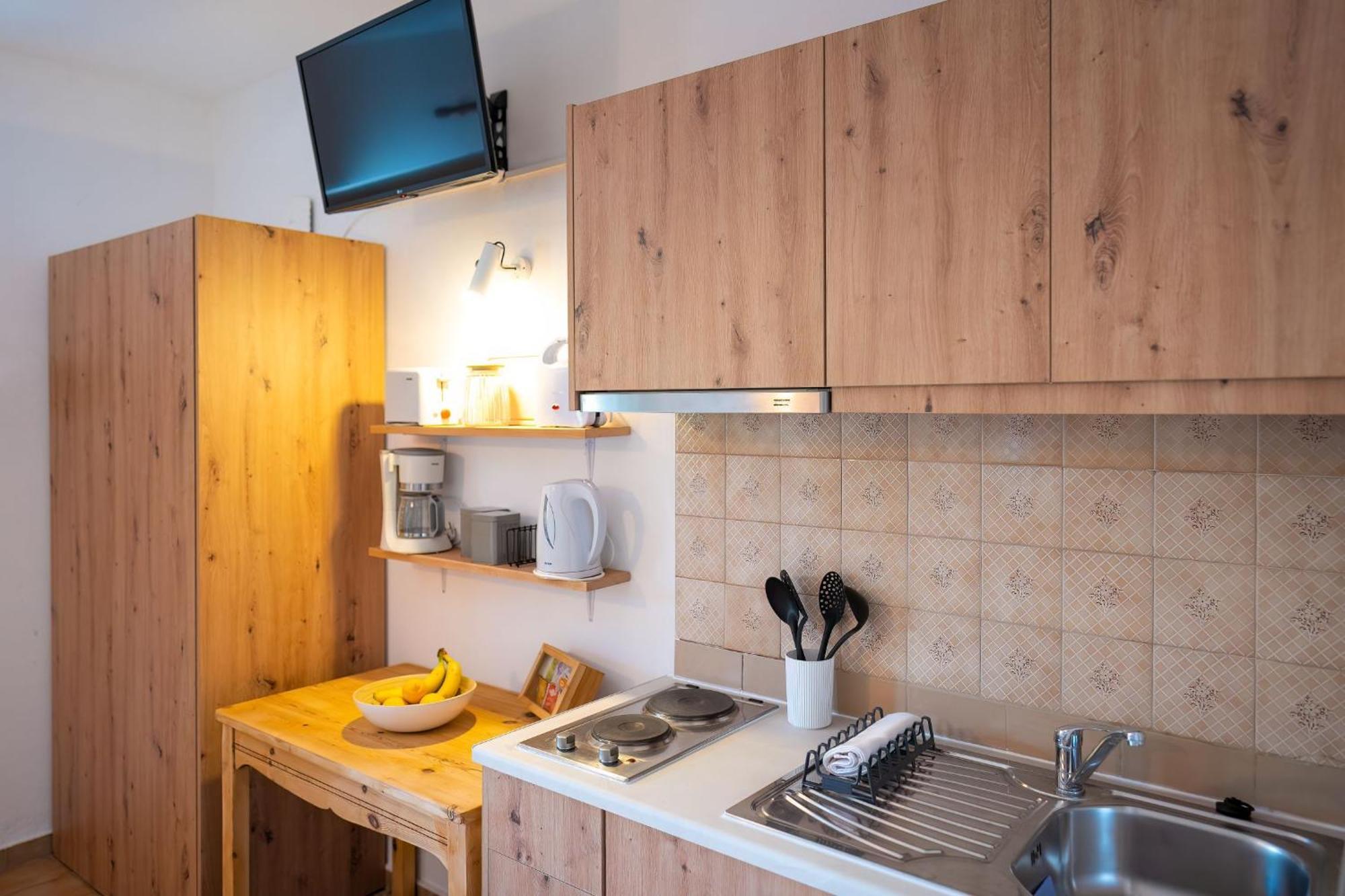 Tselios Apartments & Studios Kiotari Habitación foto