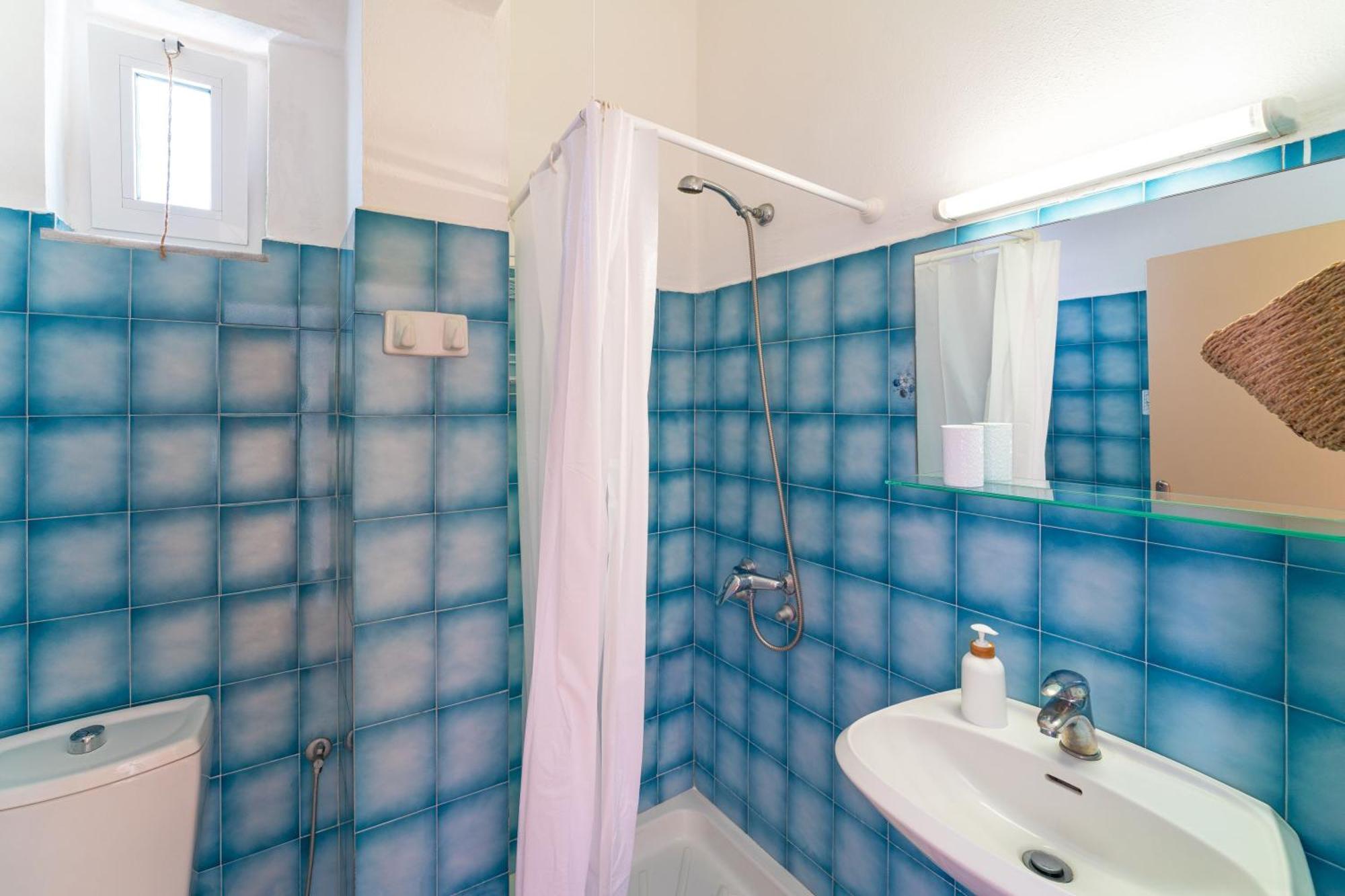 Tselios Apartments & Studios Kiotari Habitación foto